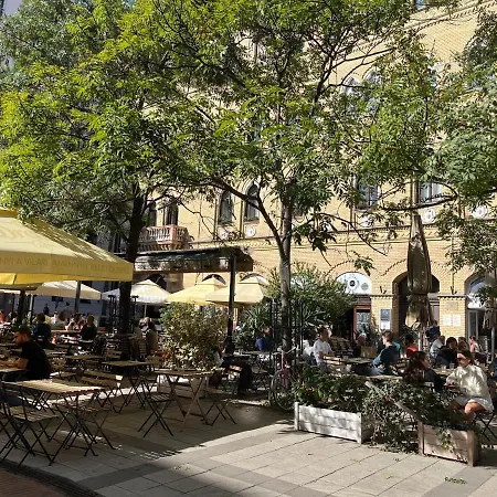 Palace District Apartmán *