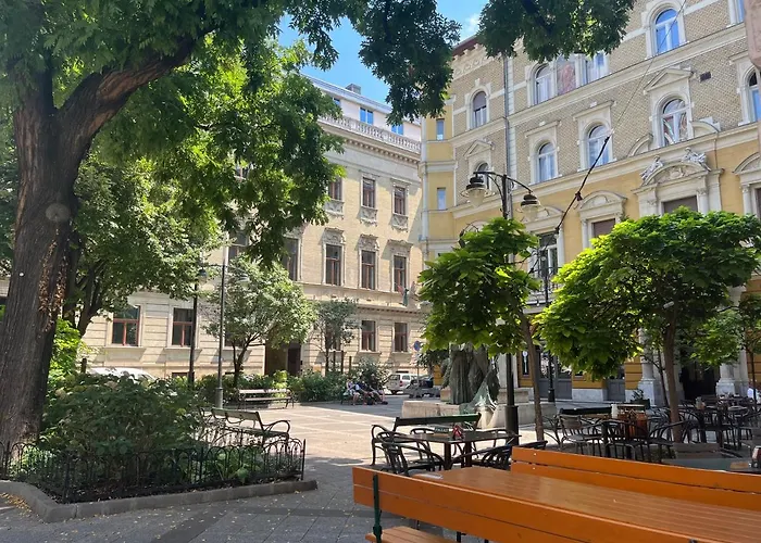 Palace District *