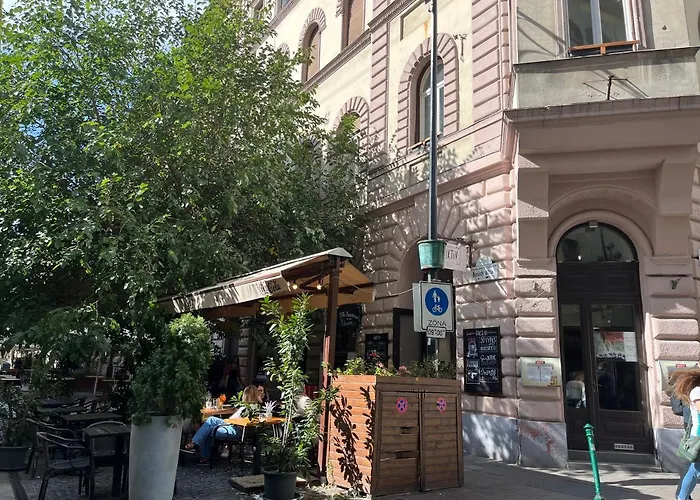 Palace District * Будапешт